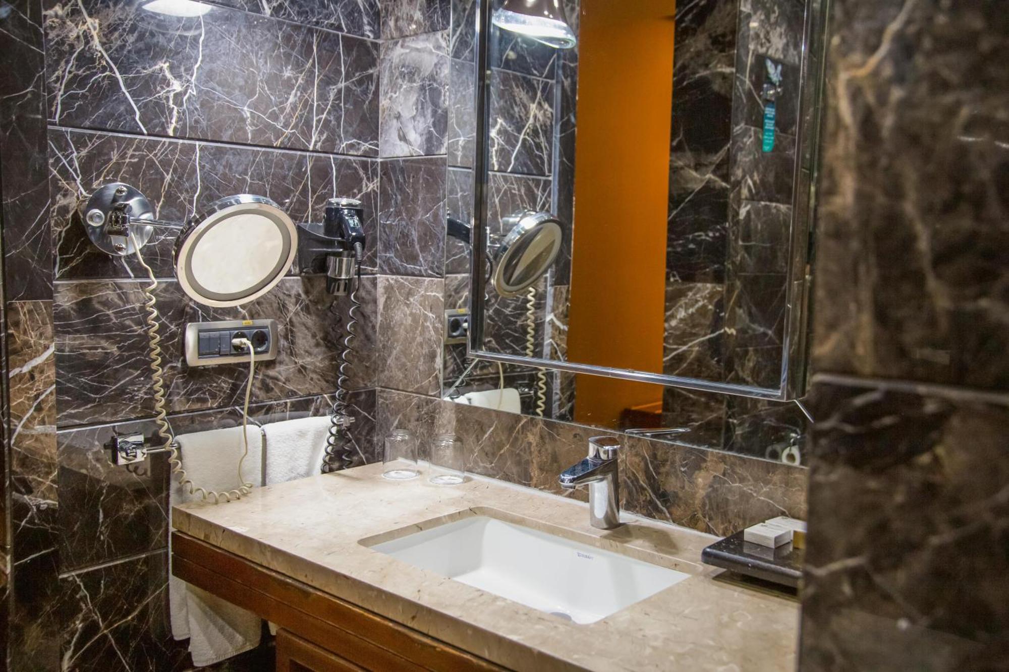 Hotel Gold Majesty